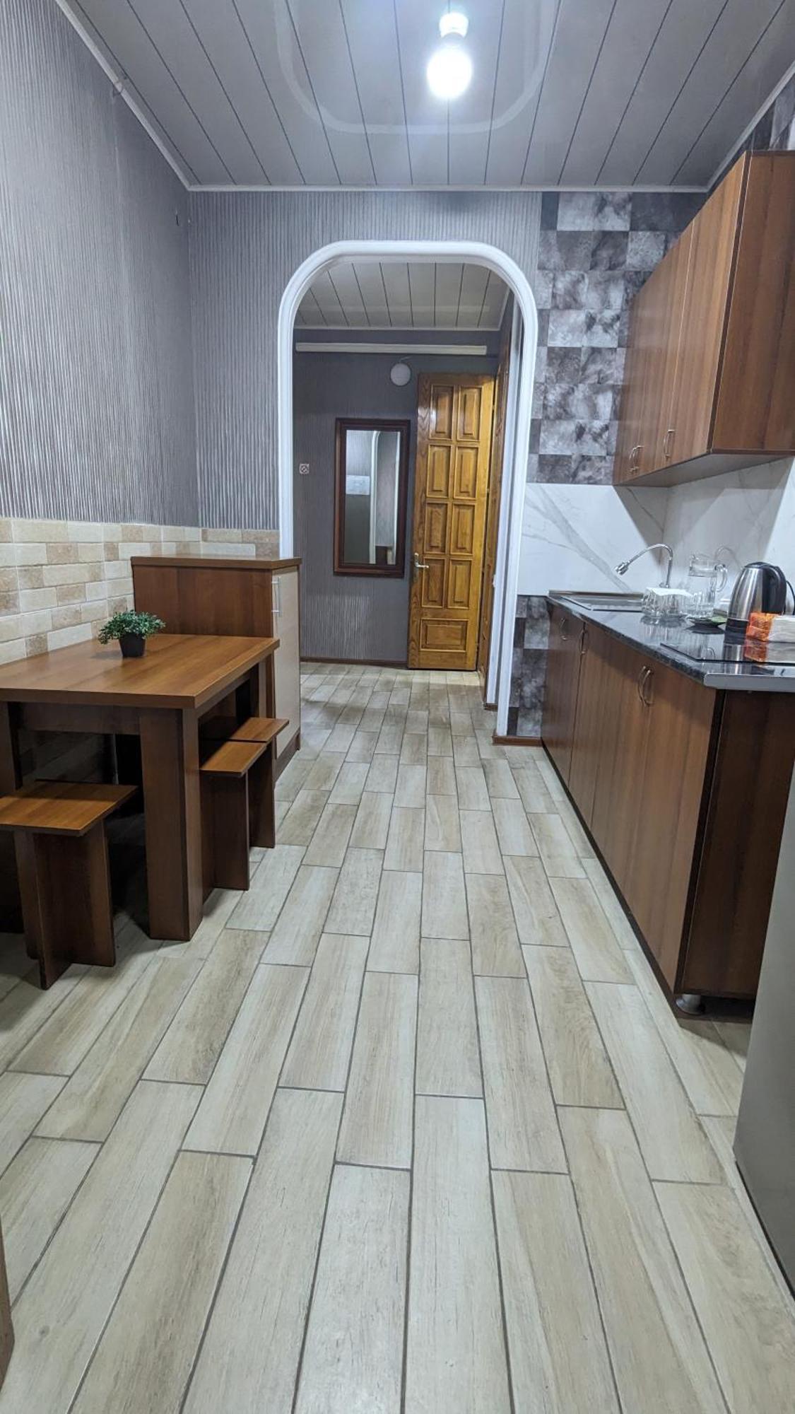 Dkd-Bridge Hotel Tiflis Dış mekan fotoğraf