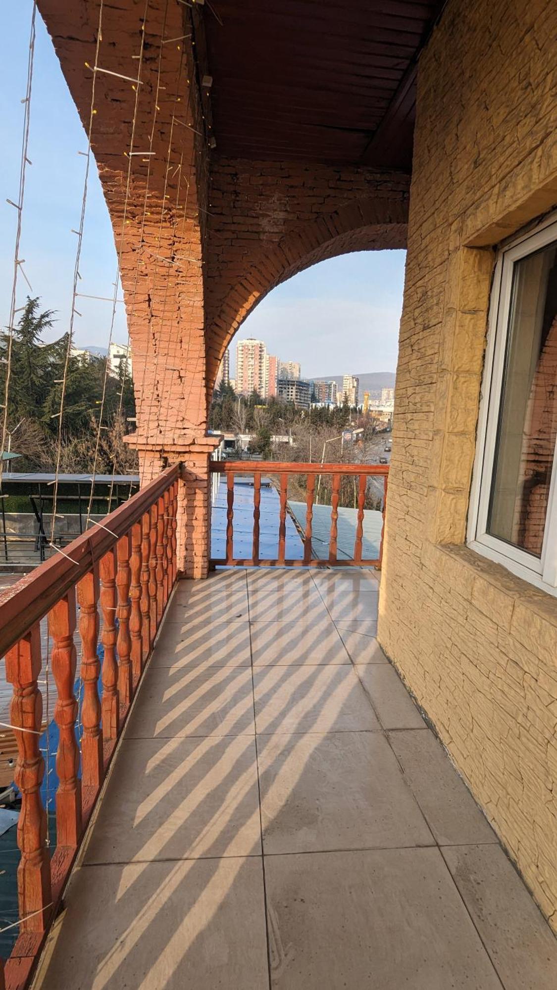 Dkd-Bridge Hotel Tiflis Dış mekan fotoğraf