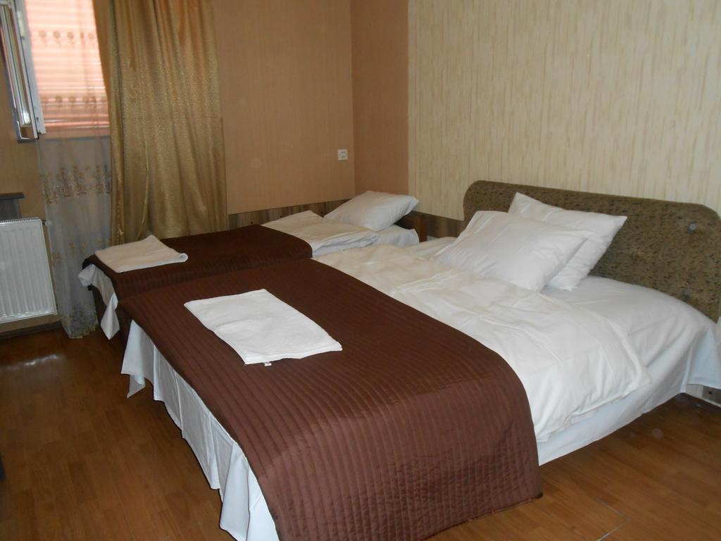 Dkd-Bridge Hotel Tiflis Dış mekan fotoğraf
